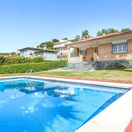 Fina Lloret de Mar